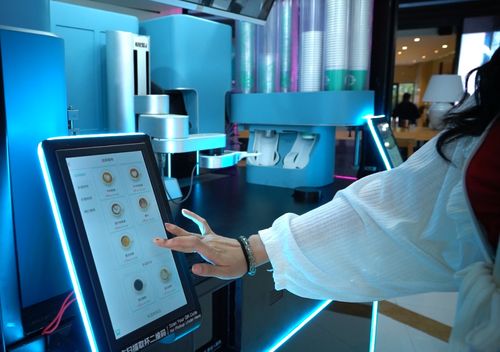 服贸会新亮点 机器人咖啡亭领航信息技术咨询服务新趋势